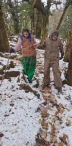 Tourists Stuck Snowfall In Dharchula