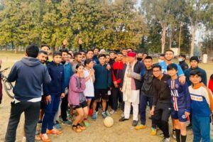 CM Dhami Played Football