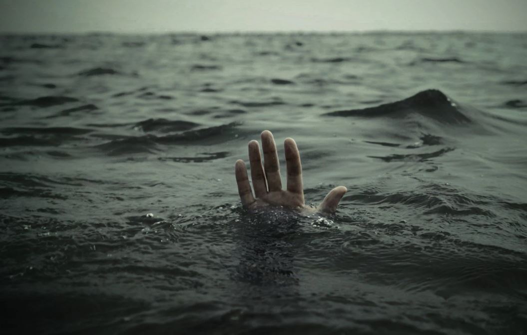 2 Teenagers Drowned In Gullarghati Dun