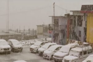 Heavy Snowfall In Joshimath