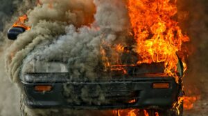 Car Caught Fire In Mussoorie 