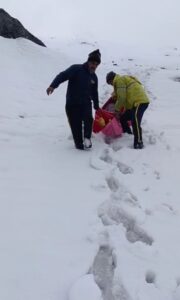 Vrindavan Youth Stuck In Snow